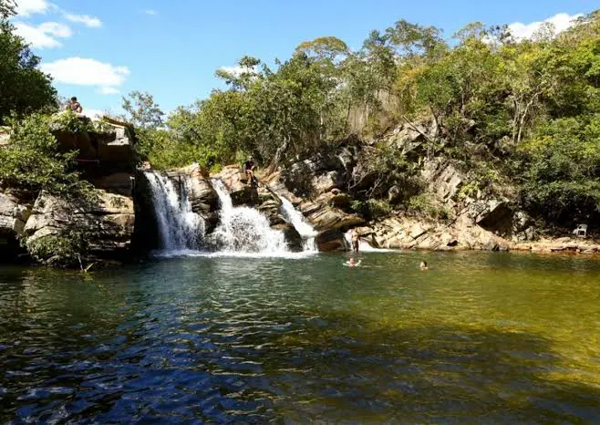 Cachoeira das Araras: beleza, banho e liberdade no Cerrado