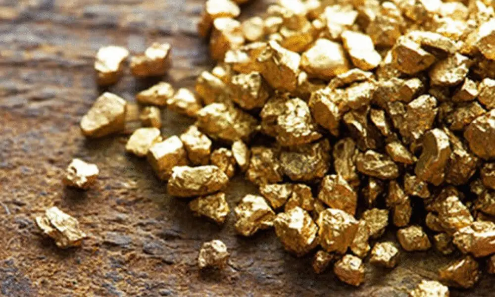 Garrafas de Ouro: A Lenda que Brilha no Solo de Piri