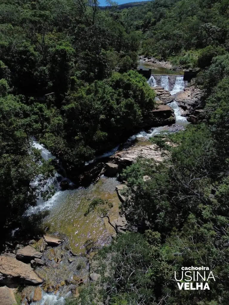 5 cachoeiras com trilhas leves para curtir em Pirenópolis