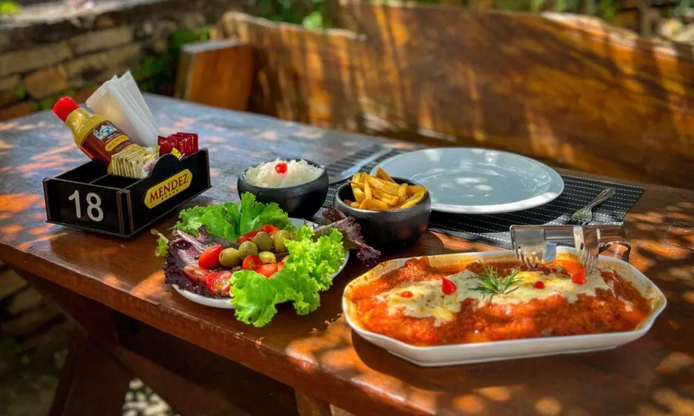 Aurora Gastrobar: sabor e charme na Rua Aurora