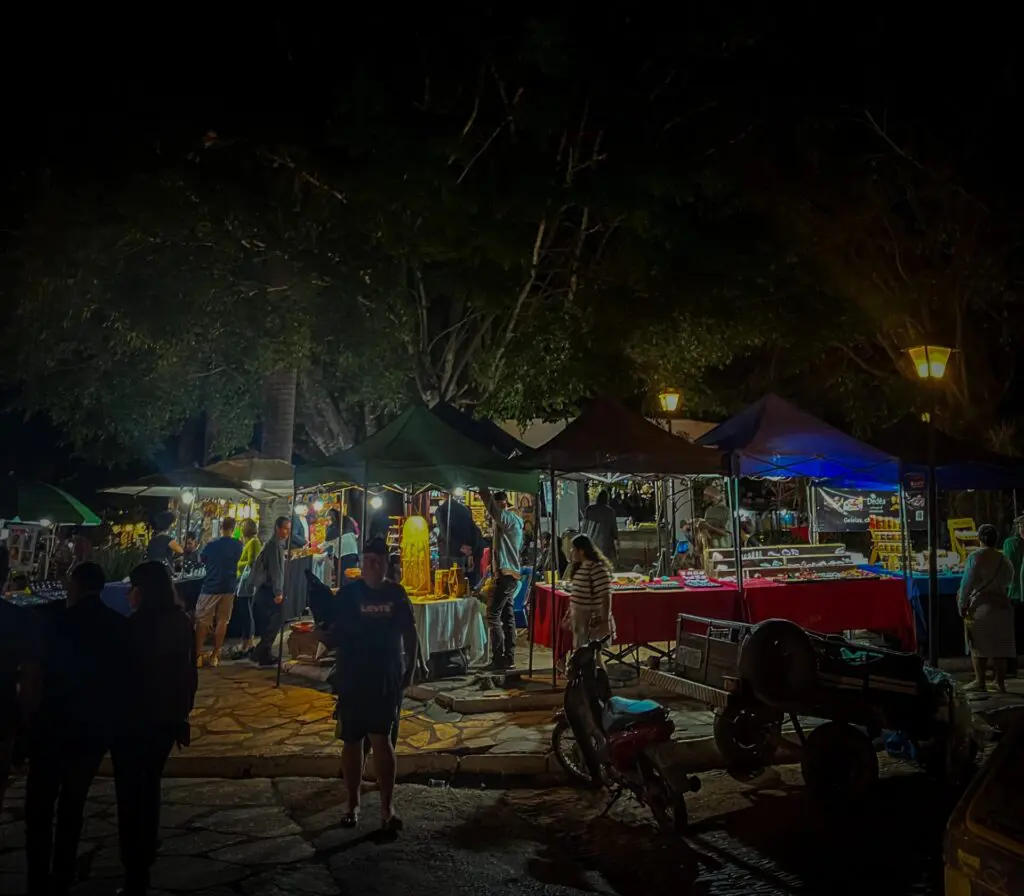 Feira do Coreto: tradição e arte nas noites de Piri