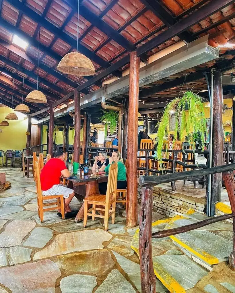 Sabor da Roça com Música e Alegria no Dona Cida