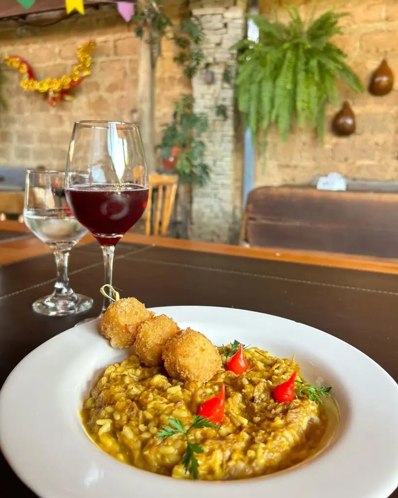 Top cinco restaurantes imperdíveis na Rua do Lazer