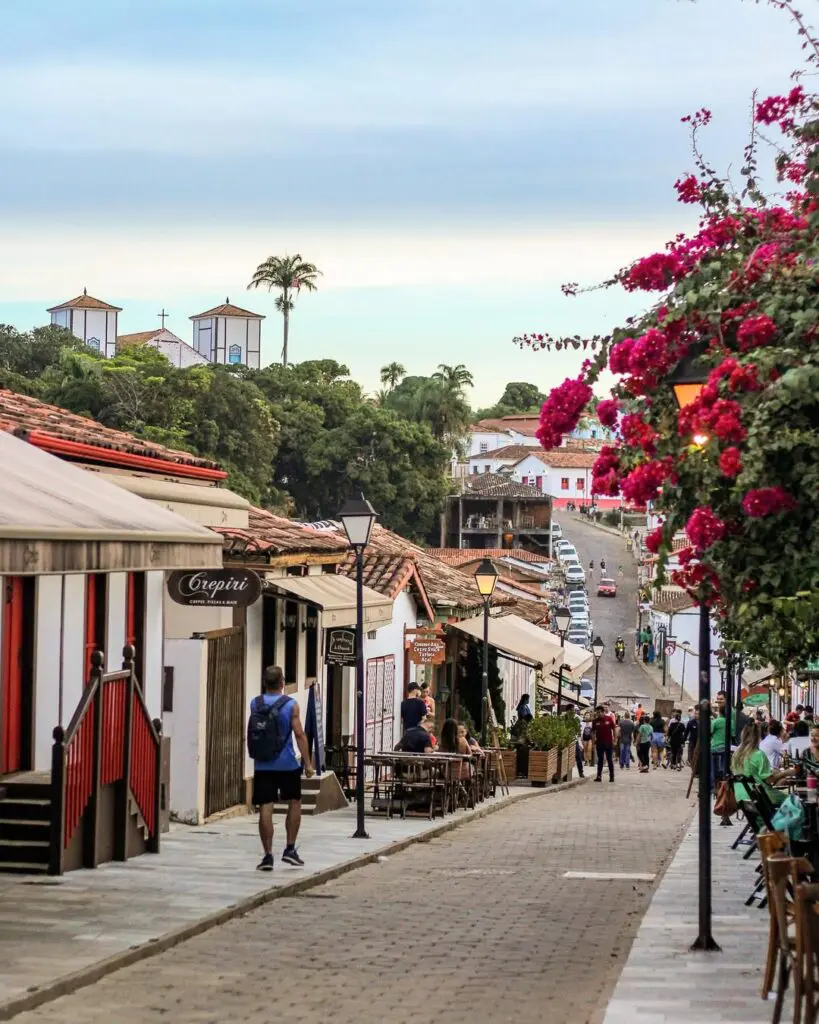 Top cinco restaurantes imperdíveis na Rua do Lazer
