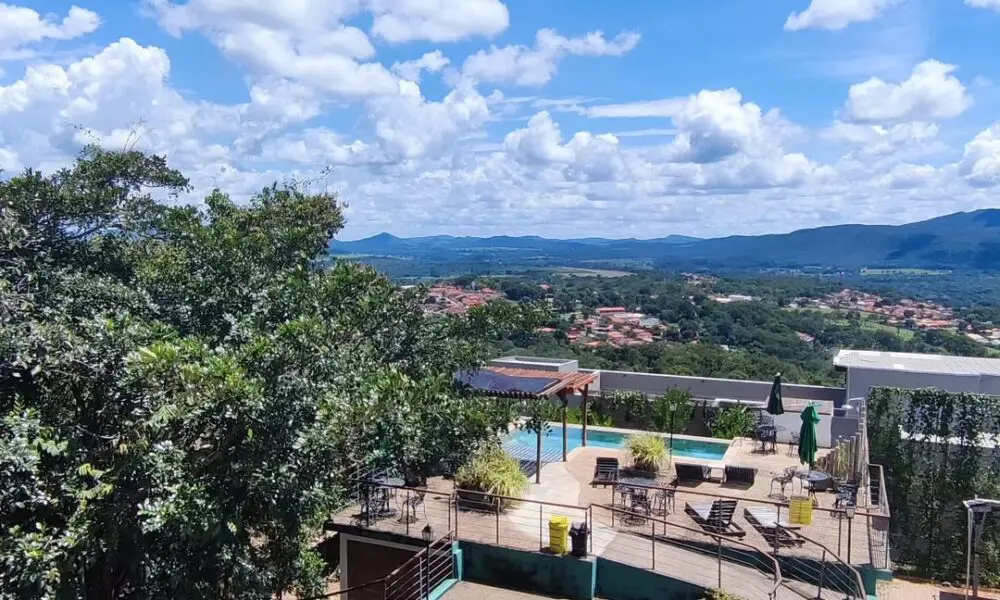 Relaxamento e pôr do sol na charmosa Serra do Juá