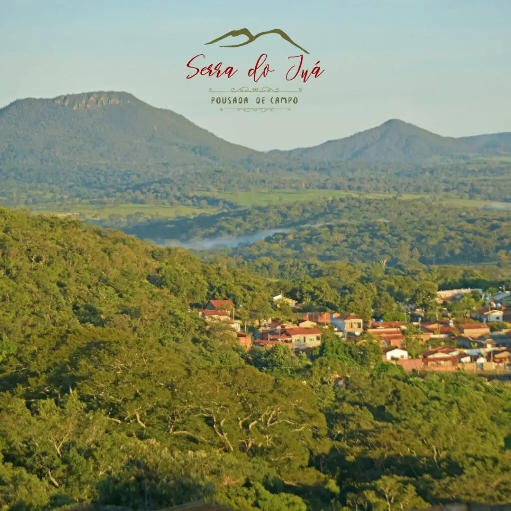 Relaxamento e pôr do sol na charmosa Serra do Juá