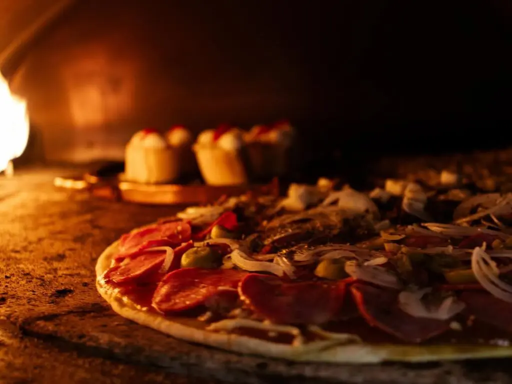 Aurora Pizzaria: sabor napolitano no coração de Pirenópolis