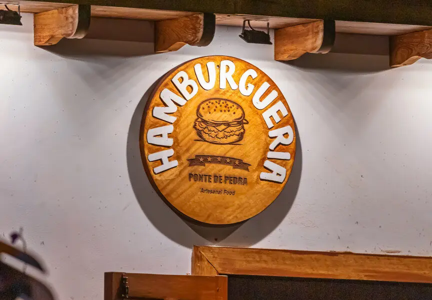Hamburgueria Ponte de Pedra: sabor artesanal em Piri