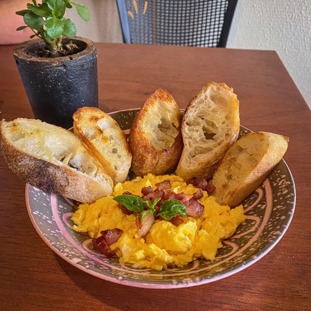 Aprumo Restaurante & Café: sabor, afeto e leveza em Pirenópolis