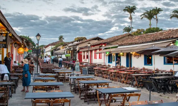 Quando a rua vira poesia no coração de Pirenópolis