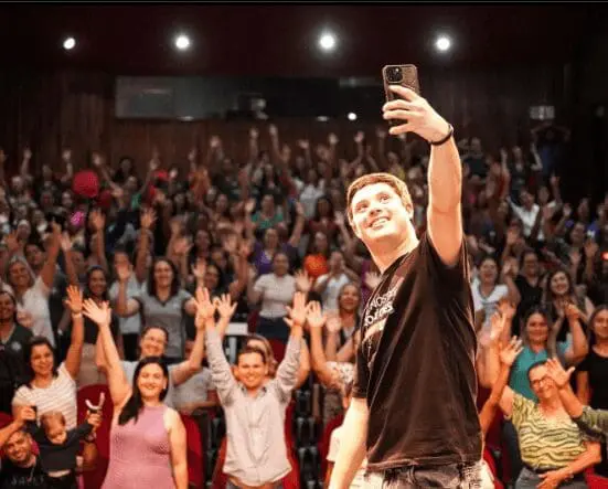 João Vitor inspira Pirenópolis em evento sobre inclusão