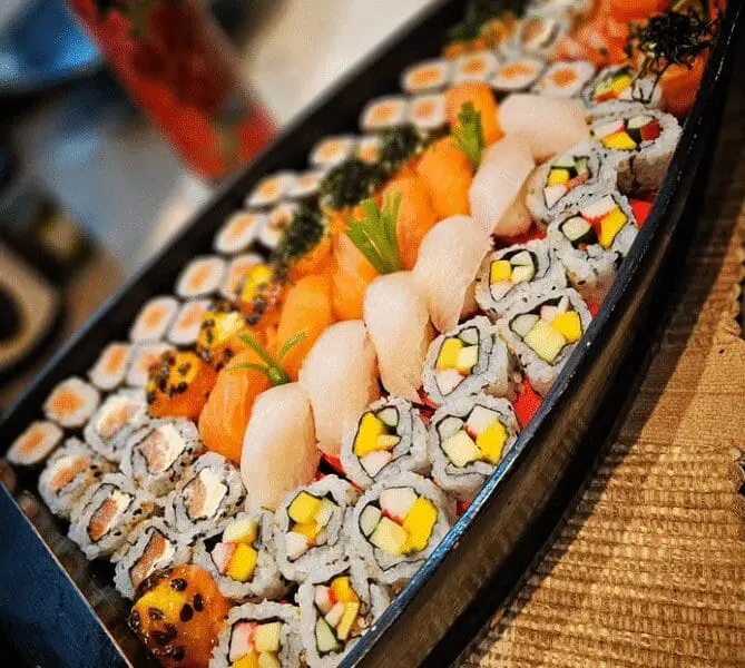 Sushi House: Sushi tradicional para o seu jantar em Piri