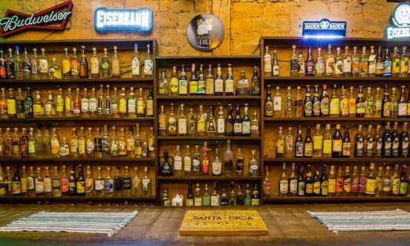 Cachaçaria do Dill: tradição e sabor artesanal em Pirenópolis