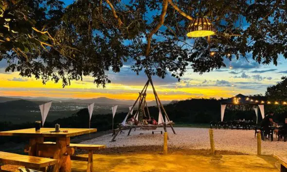 Mirante Panorâmico encanta com sunset e boa música