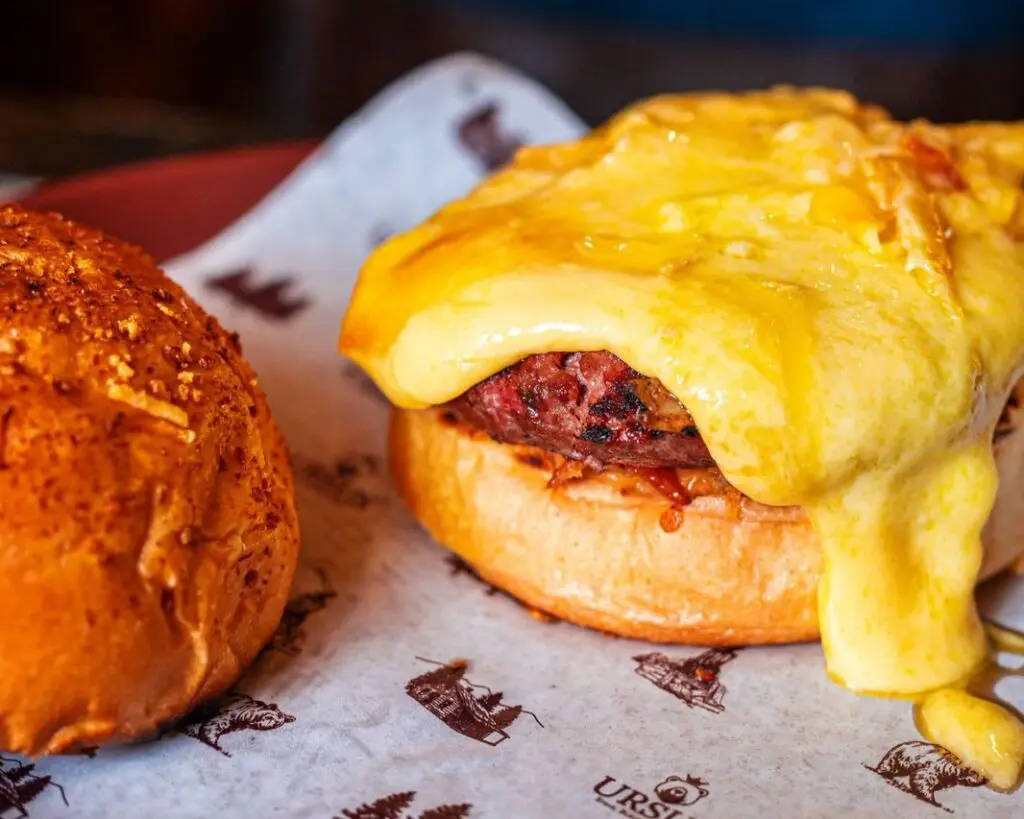 Ursus Burger: hambúrgueres artesanais com o toque suíço