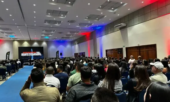 Vendedor de Elite reúne 600 pessoas em Pirenópolis Vendedor de Elite reúne 600 pessoas em Pirenópolis