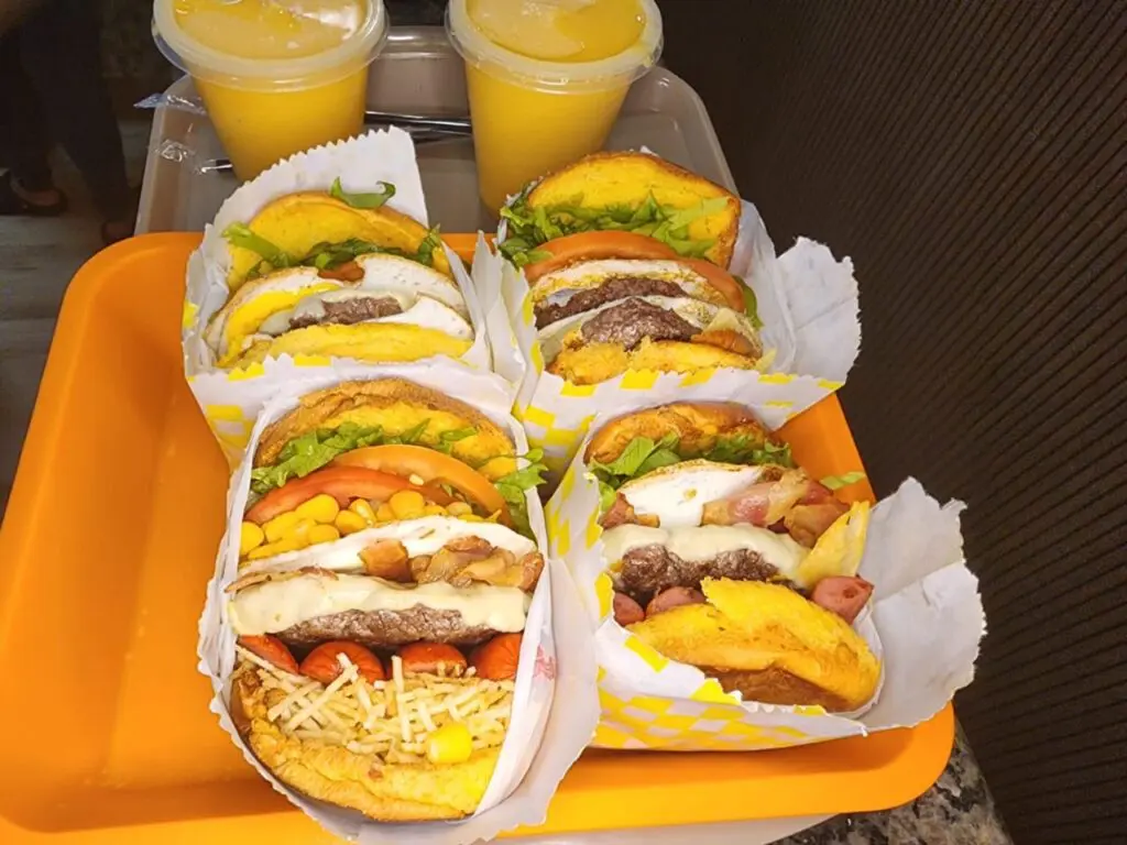 Beco’s Lanches – Fast Food Tradicional em Pirenópolis