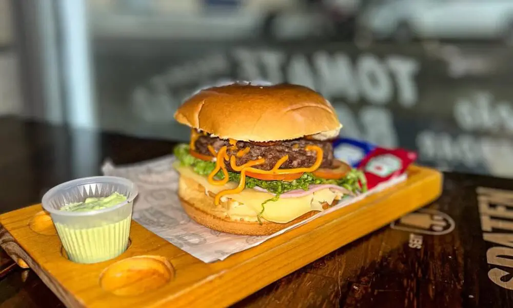 D’Gust Piri: hamburgueria e petiscaria até as 4h da manhã