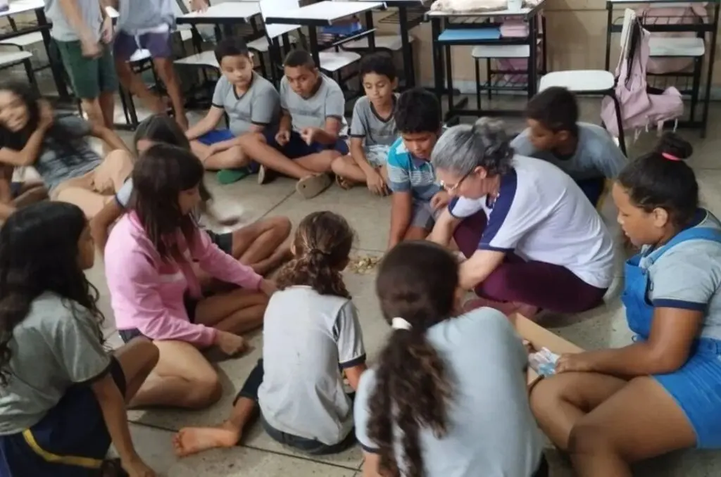 Escola de Piri ganha prêmio por ensinar educação financeira