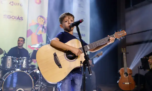 Canto Kids emociona Pirenópolis com jovens talentos da música Canto Kids emociona Pirenópolis com jovens talentos da música