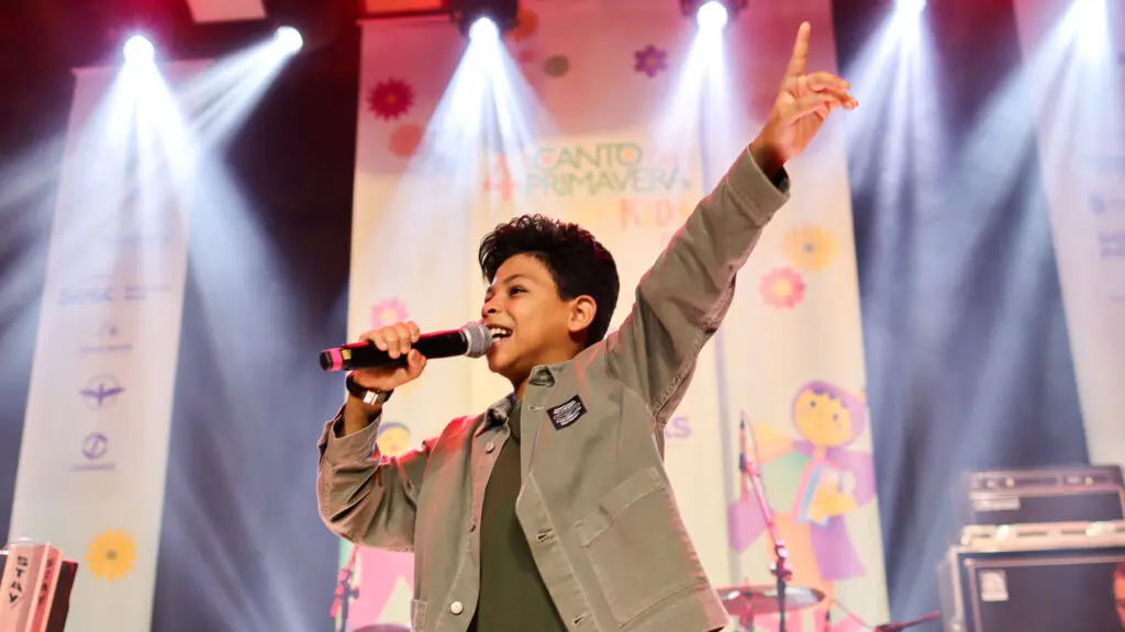 Canto Kids emociona Pirenópolis com jovens talentos da música