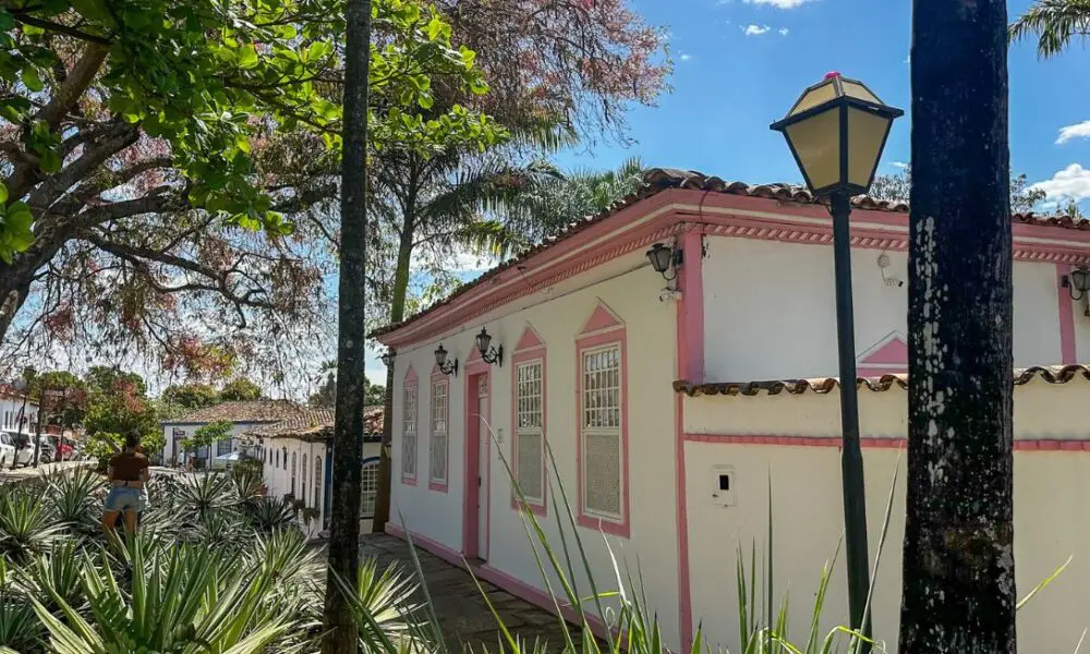 Casarão charmoso é um dos cartões-postais de Piri