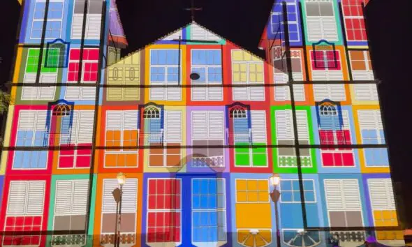 Igreja do Rosário ganha vida em projeções mapeadas no Canto
