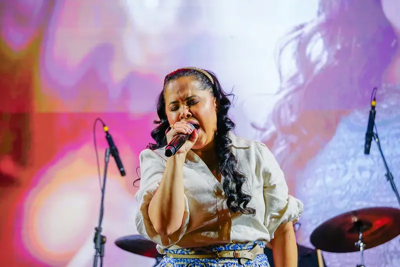 Cassiane emociona público na abertura do Louva Piri 2025