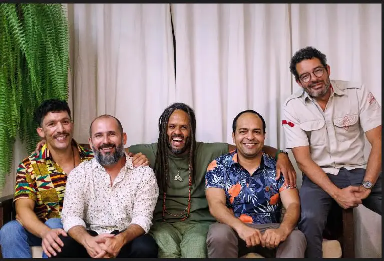 Stênio Neves inicia turnê AFFéR com dois shows em Pirenópolis