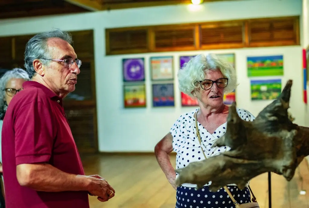 Caleidoscópio Pireneus Ilumina a Flipiri 2025 Com a Força da Arte Local