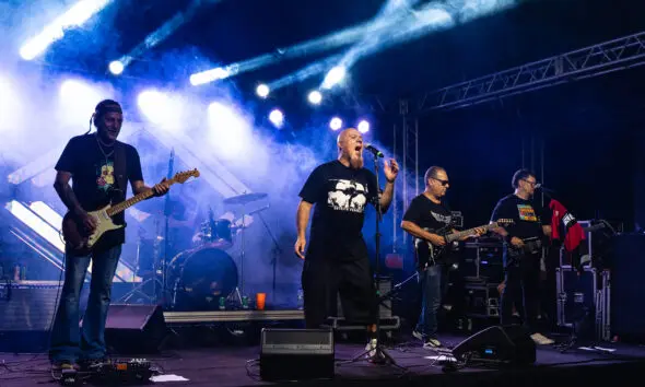 Show da Go Back 80’s marca noite do Piri Rock Festival