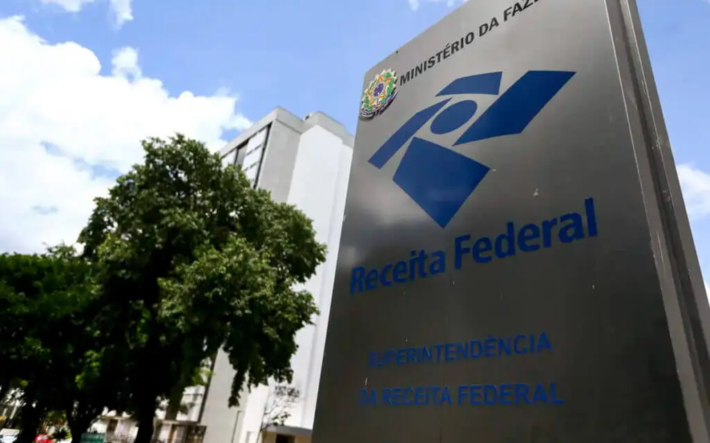 Receita Federal desmente taxação de transações acima de R$ 5 mil