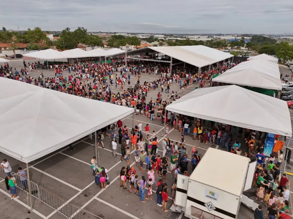 Aparecida recebe 27 mil brinquedos no Natal do Bem 2025