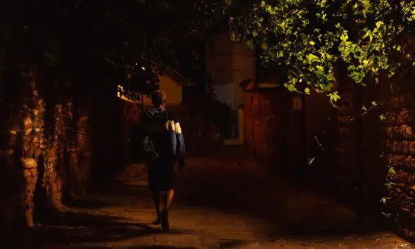 Silêncio noturno nas ruas de pedra de Pirenópolis