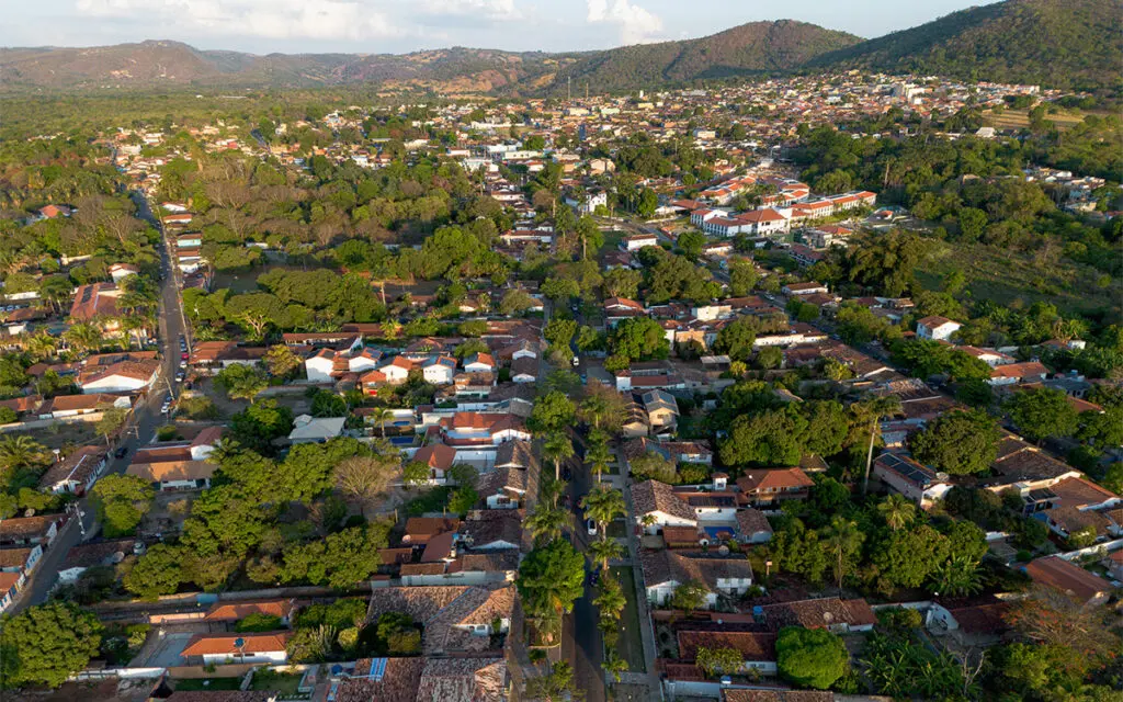 Centro Histórico de Pirenópolis Visto de Cima: Uma Perspectiva Incrível