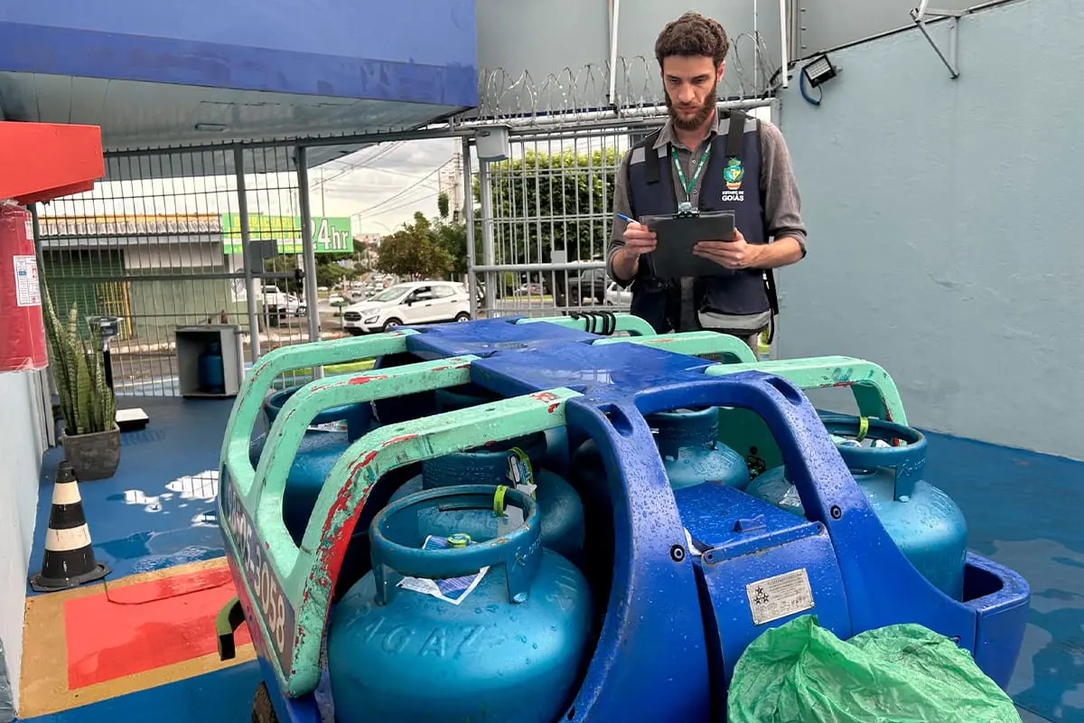 Gás de cozinha tem variação de 27% em Goiás, diz Procon