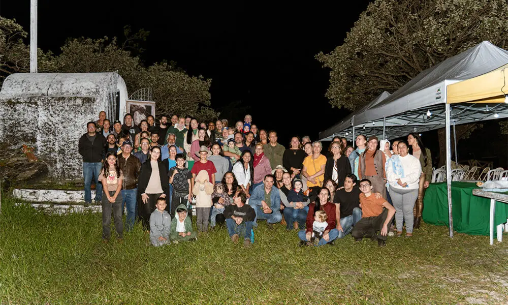 Romaria dos Pireneus celebra fé centenária com Duilia de Oliveira