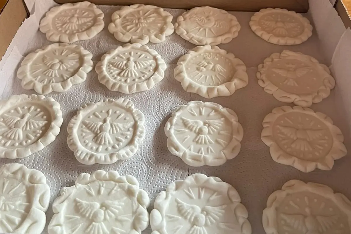 Tradição de Verônica no Divino de Pirenópolis vira destaque