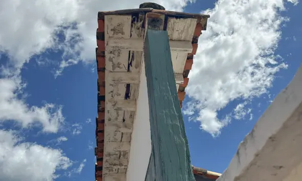 Arquitetura colonial Pirenópolis: detalhes sob o céu Arquitetura colonial Pirenópolis detalhes sob o céu
