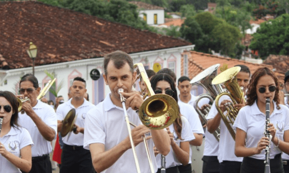 Banda Phoenix: veja programação da Festa do Divino 2026