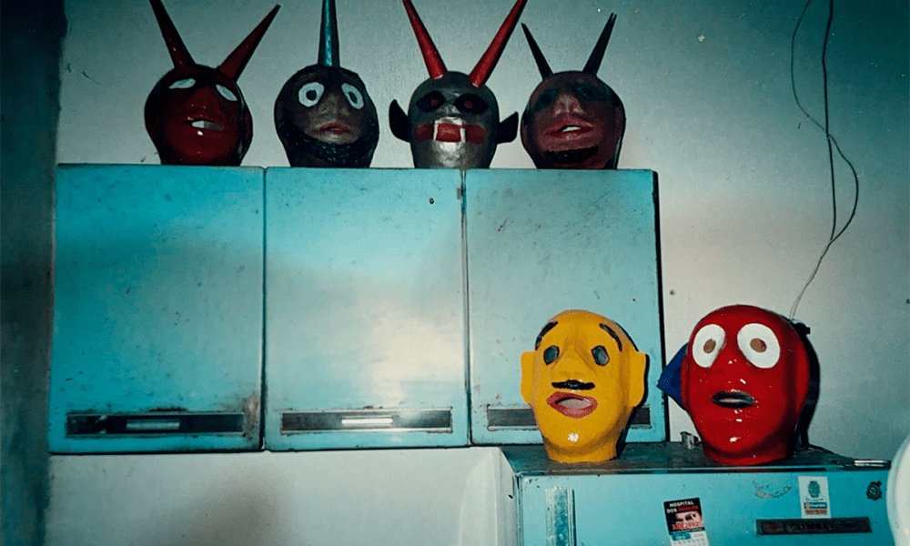 Máscaras tradicionais preservam memória cultural em Pirenópolis