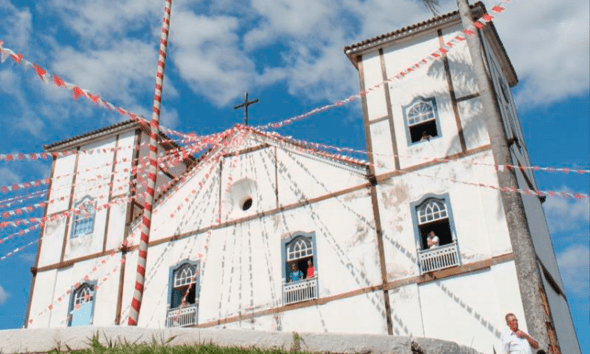 Novena do Divino começou em Pirenópolis nesta sexta
