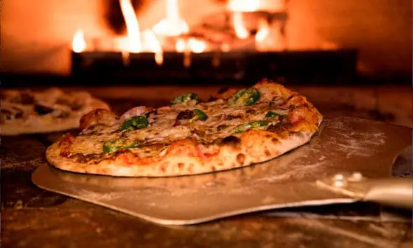 Onde comer pizza em Pirenopolis? 5 opções bem avaliadas