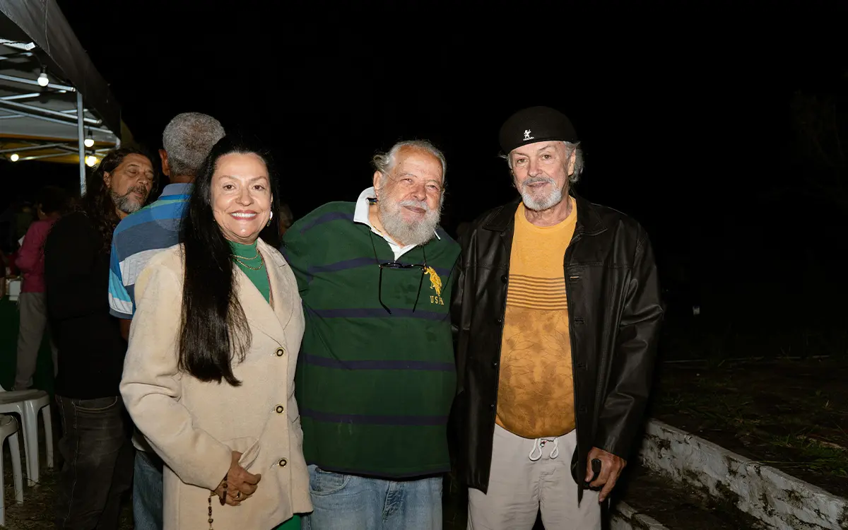 Romaria dos Pireneus: Duília destaca sétimo terço cantado