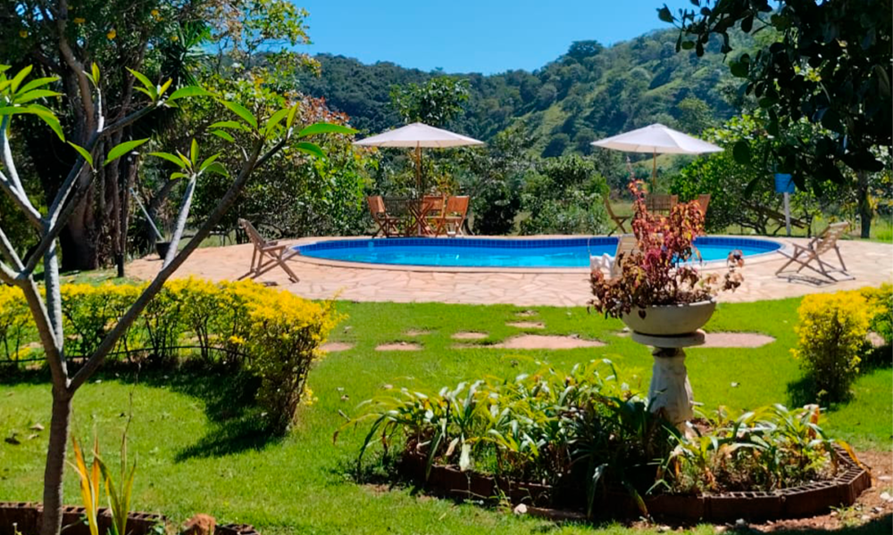 Casa das Flores Pirenópolis une charme e turismo de experiência.