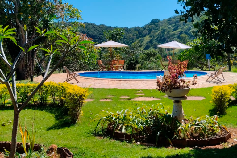 Casa das Flores Pirenópolis une charme e turismo de experiência.