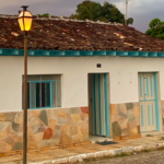 Casario colonial de Pirenópolis revela charme ao entardecer