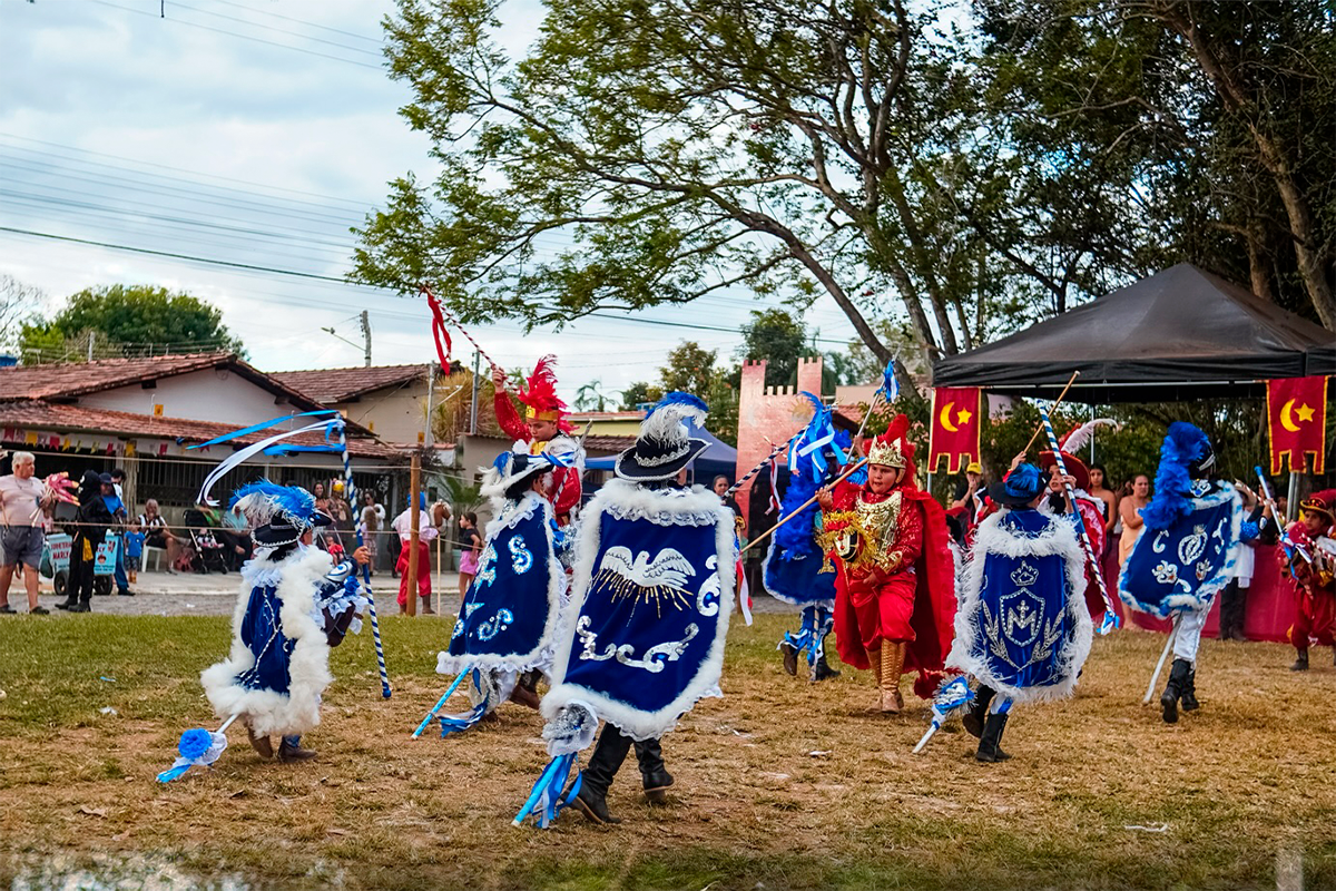 Cavalhadinha Mirim mantém tradição das Cavalhadas em Pirenópolis
