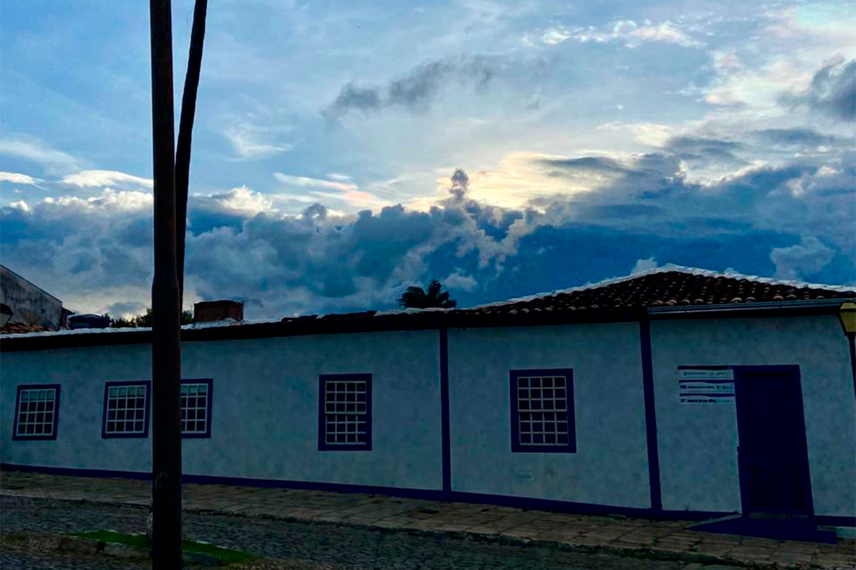 Centro Histórico de Pirenópolis ganha novos tons após a chuva