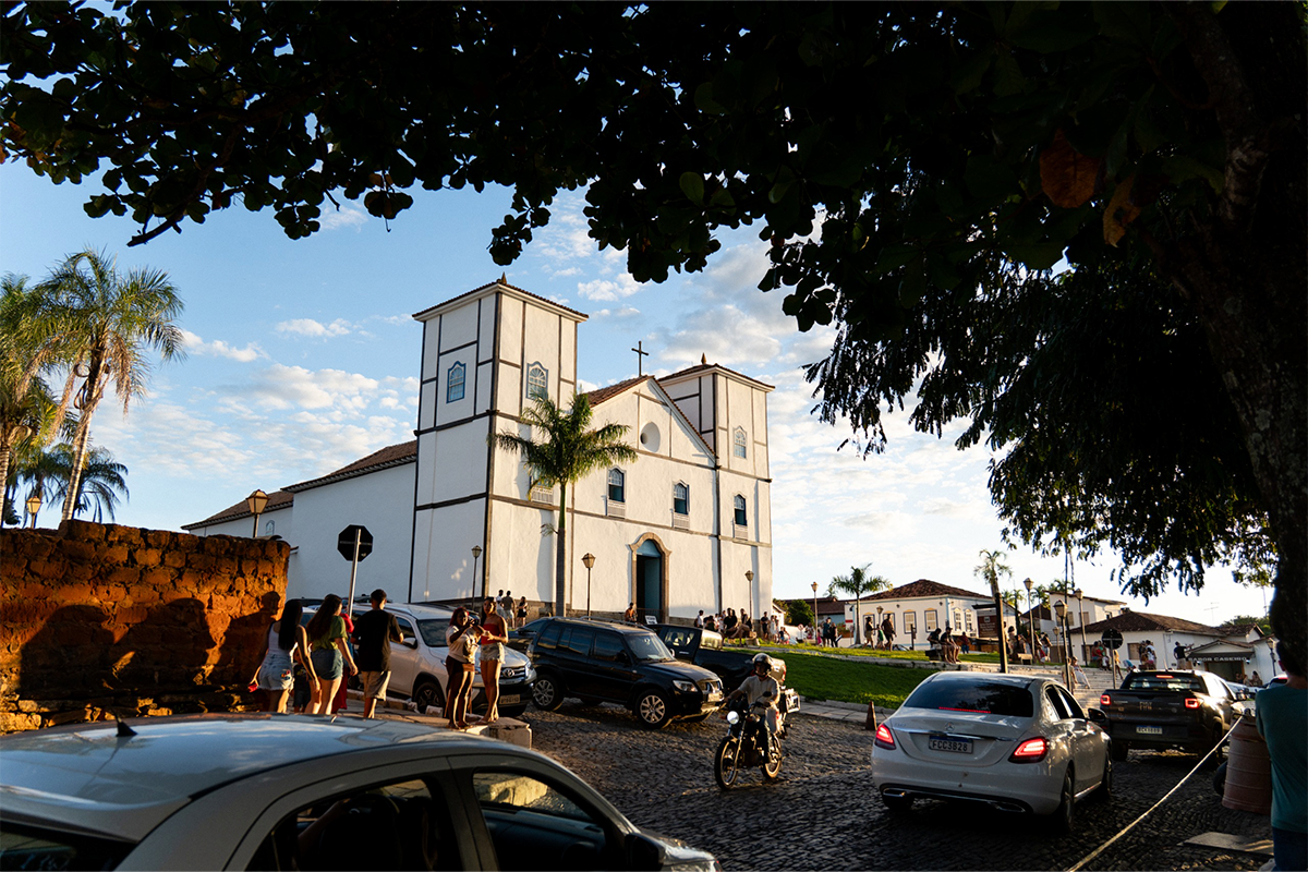 Igreja Matriz revela a essência de Pirenópolis ao entardecer